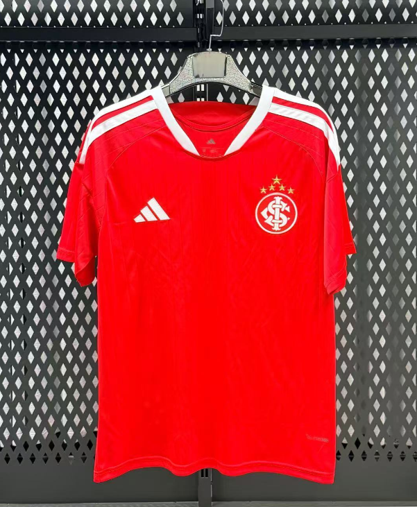 Fan version 26/27 Brazil Internacional home