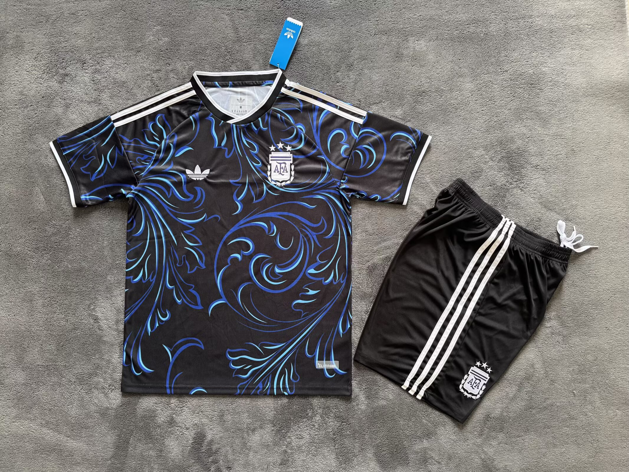 Adults kits 2026 Argentine away
