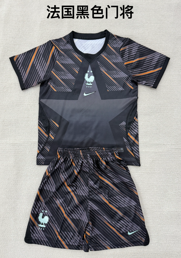 kids Kits 26/27 French black goalkeeper