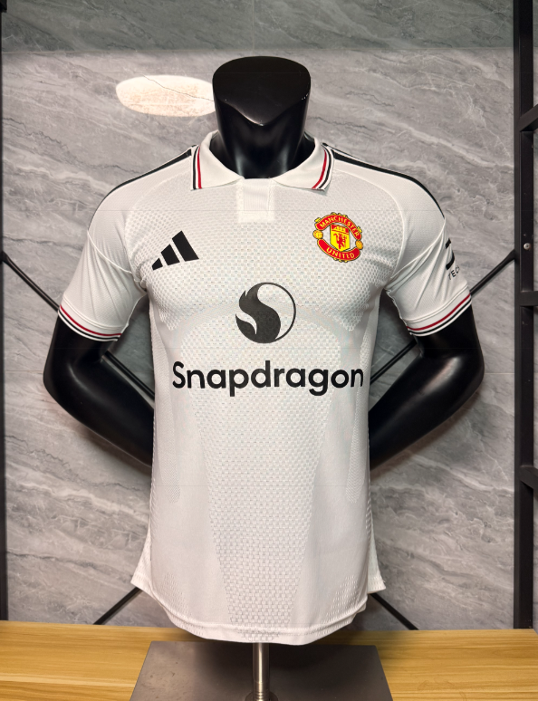 Player Version 26/27 Manchester United home simulation version white