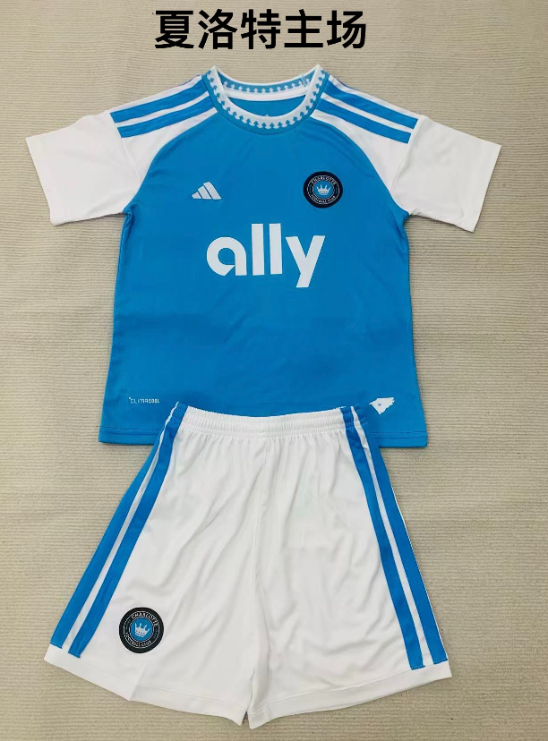 Adults kits 26/27 Charlotte home
