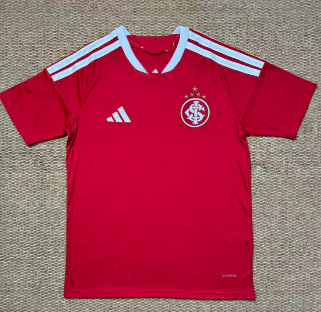 Fans Version 26/27 Brazil International home