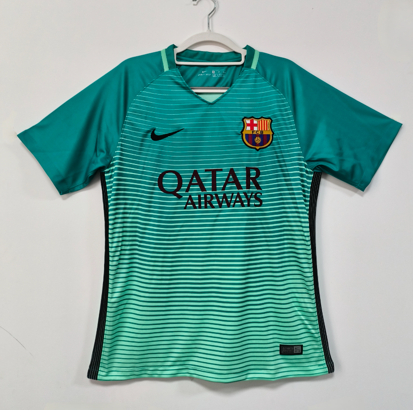 Retro 16/17 Barcelona second away 