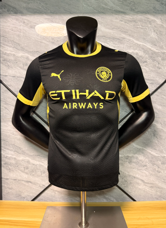 Player Version 26/27 Manchester City second away 