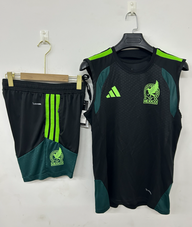 26/27 Vest Mexico black suit