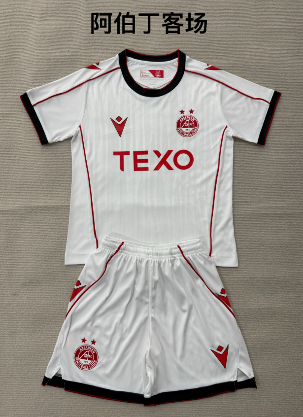  Adults kits 26/27 Aberdeen away 