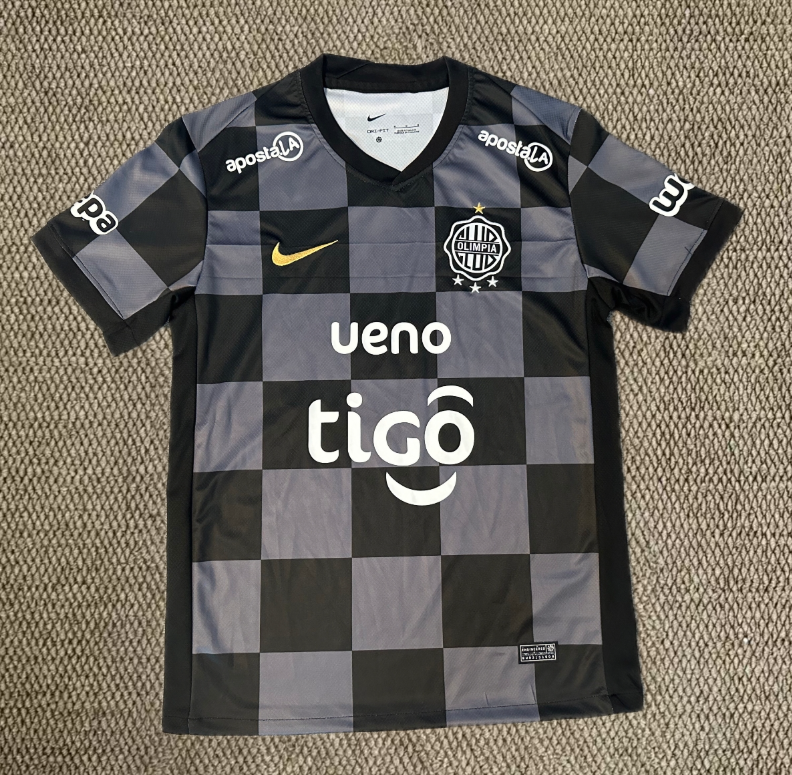 Fans Version 26/27 Olympia away