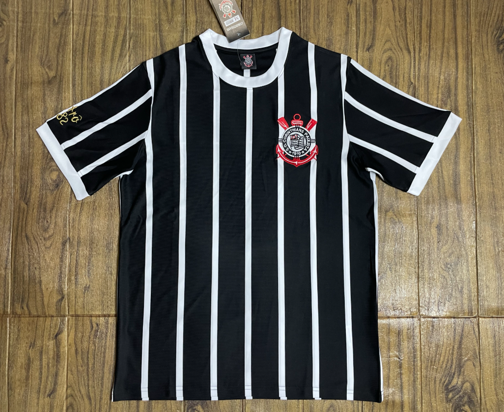 Retro 1982 Corinthians home
