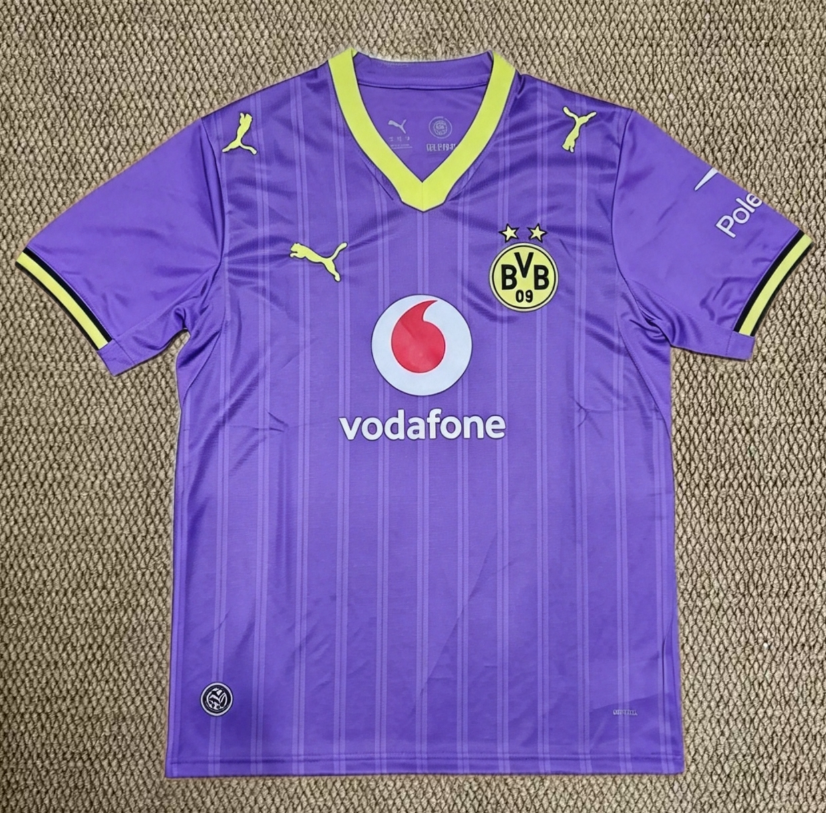 Fans Version 26/27 Dortmund second away