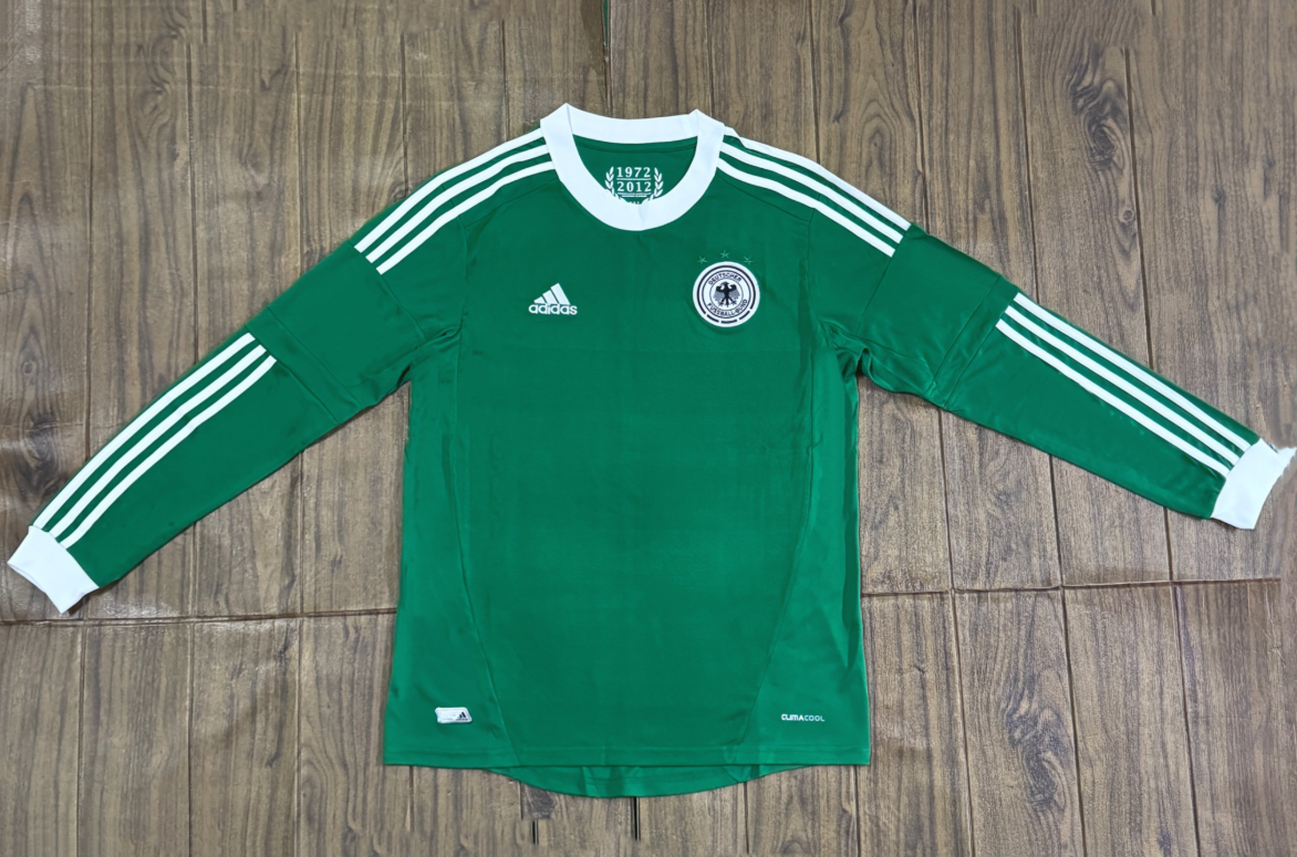Retro 12 Germany away long sleeve