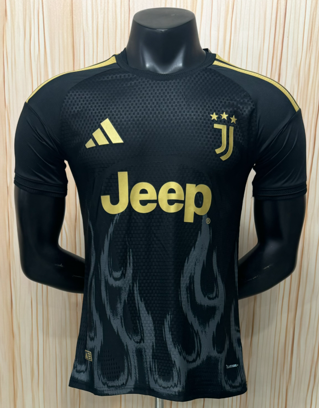 Player Version 26/27 Juventus second away